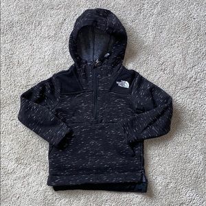 The North Face 1/4 zip Sweatshirt-3T